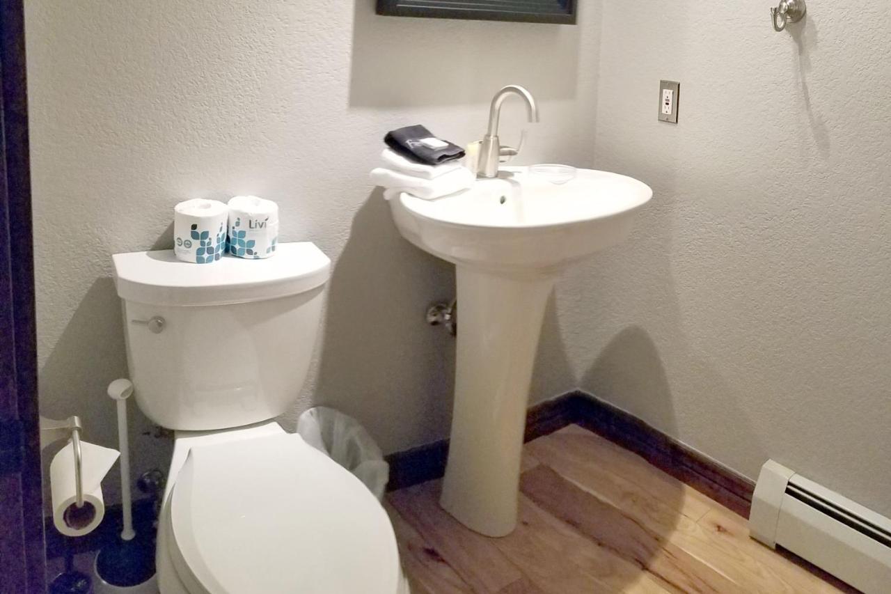 Pinecreek #E - 3 Bedroom - Pool And Hot Tub Access - Close To Town - Shuttle To Slopes Breckenridge Ngoại thất bức ảnh
